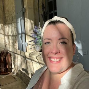 Meet your Posher, Kelly